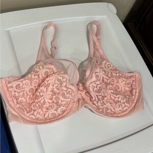 Victoria's Secret Blush Pink Lace Underwire Bra 36DD Sexy